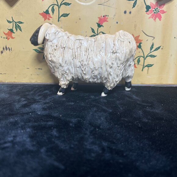 vintage sheep handmade pottery lamb - Picture 6 of 7